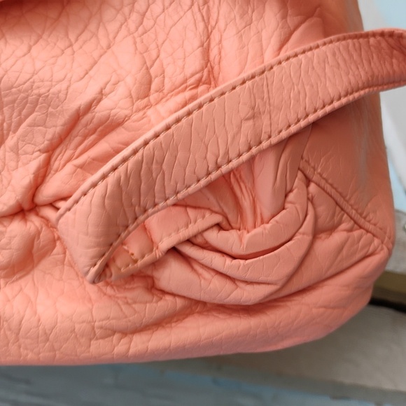 Vegan Leather Rose Pink NWT Backpack - Picture 4 of 10